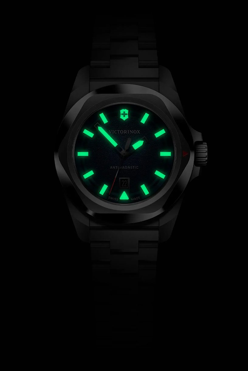 Victorinox I.N.O.X. Small