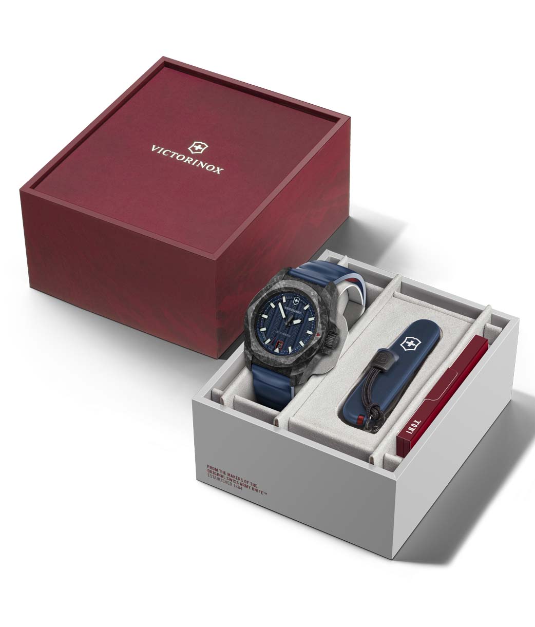Victorinox I.N.O.X. Automatic Carbon