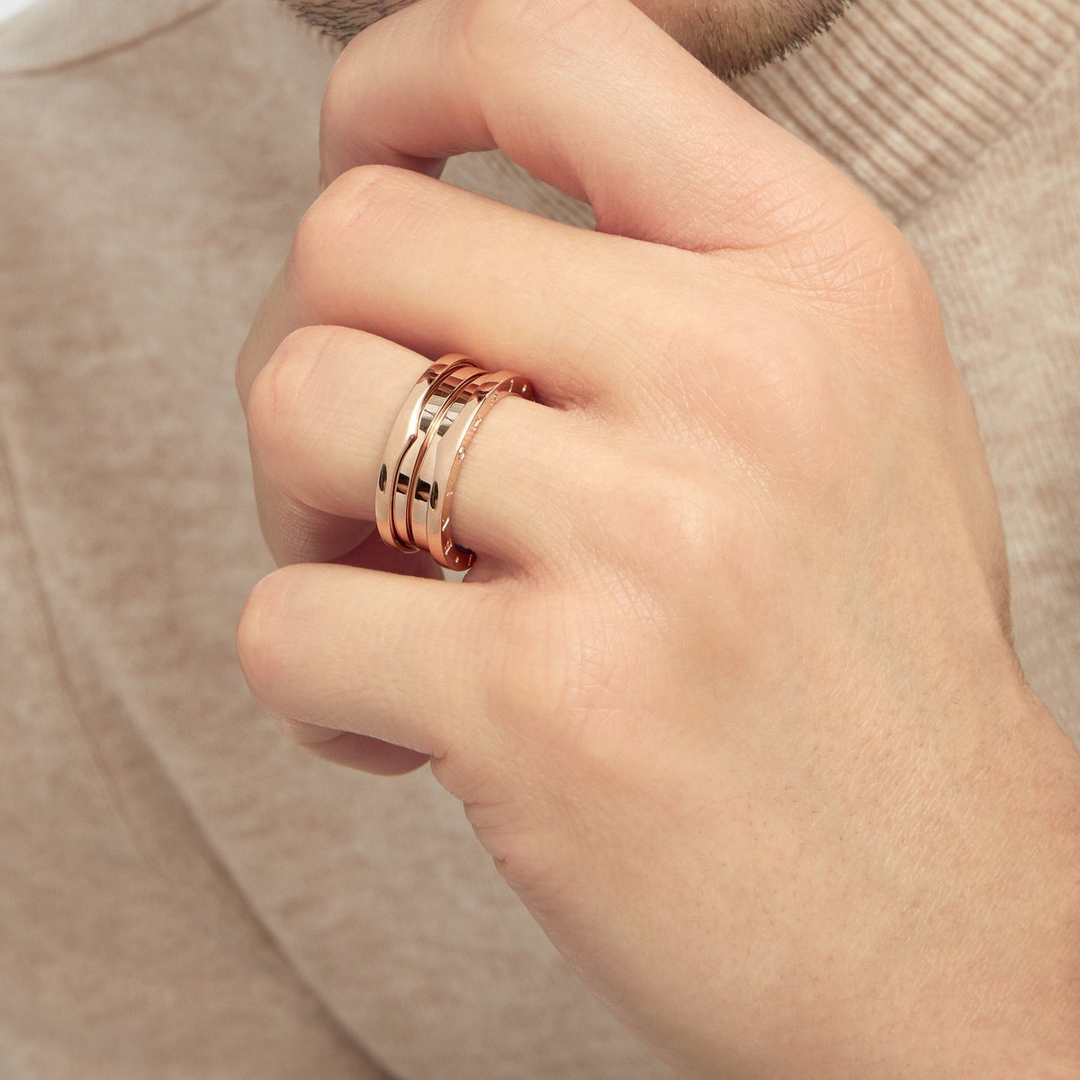 B.zero1 Classic Ring, worn 2