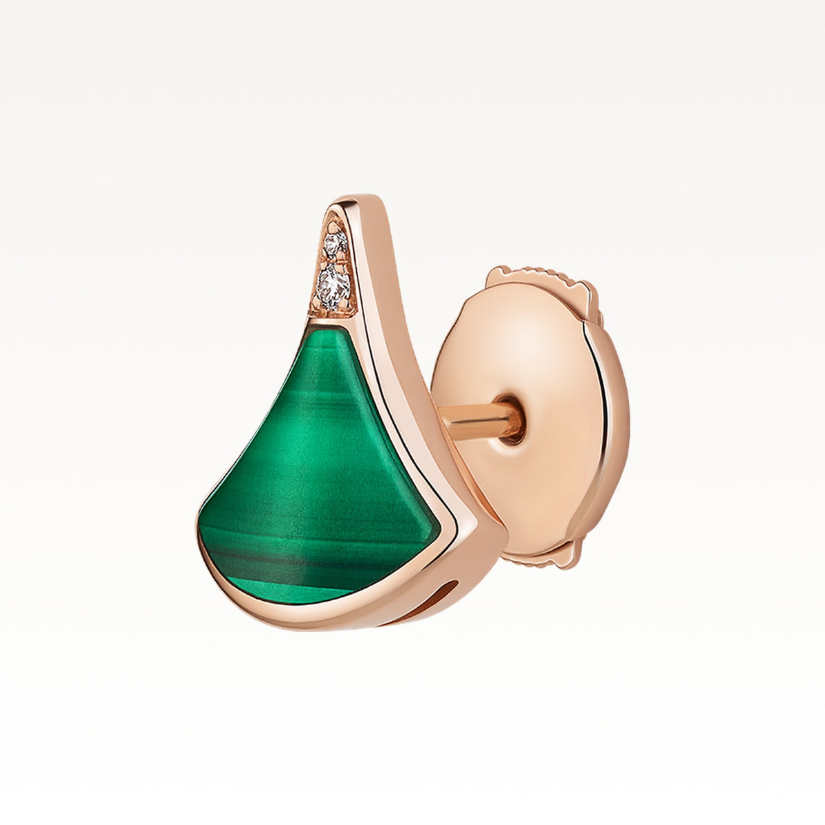 Divas’ Dream Single Earring, side view