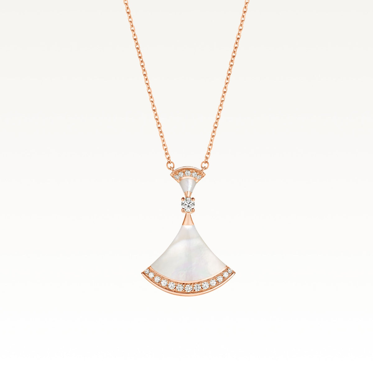 Bvlgari Divas’ Dream Necklace full view