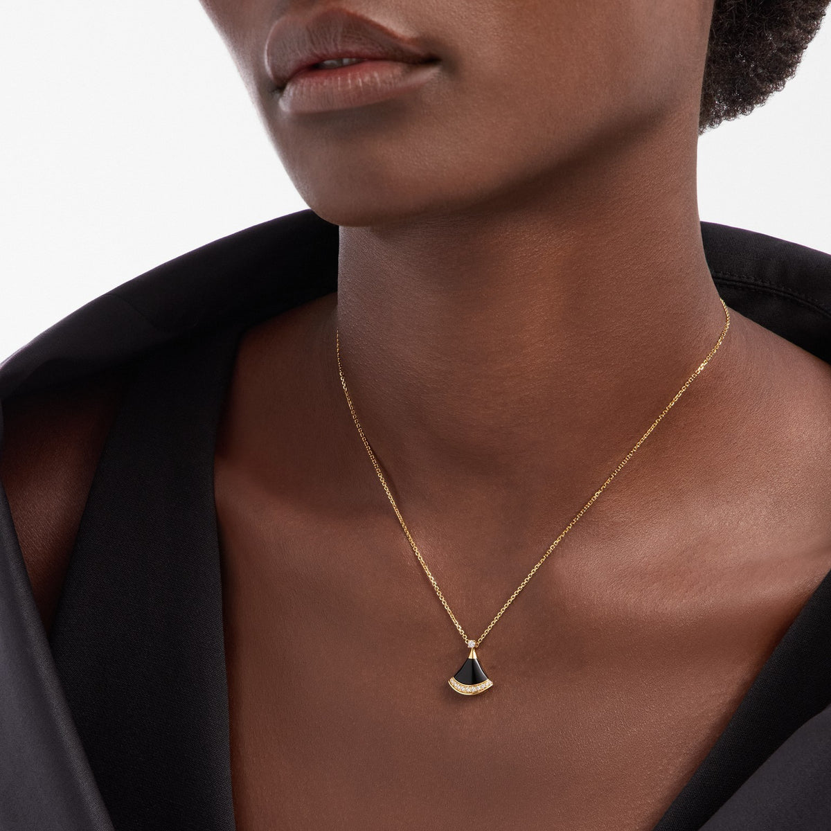 Divas’ Dream Necklace, worn 2