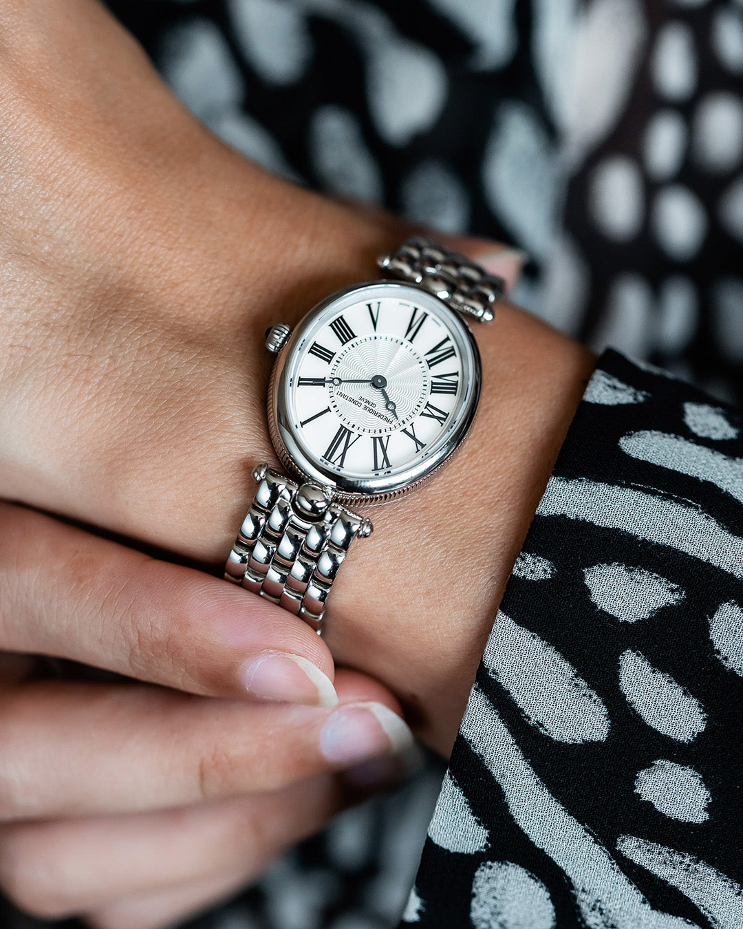 Frédérique Constant Ladies Art Déco Oval Watch FC-200MPW2V6B