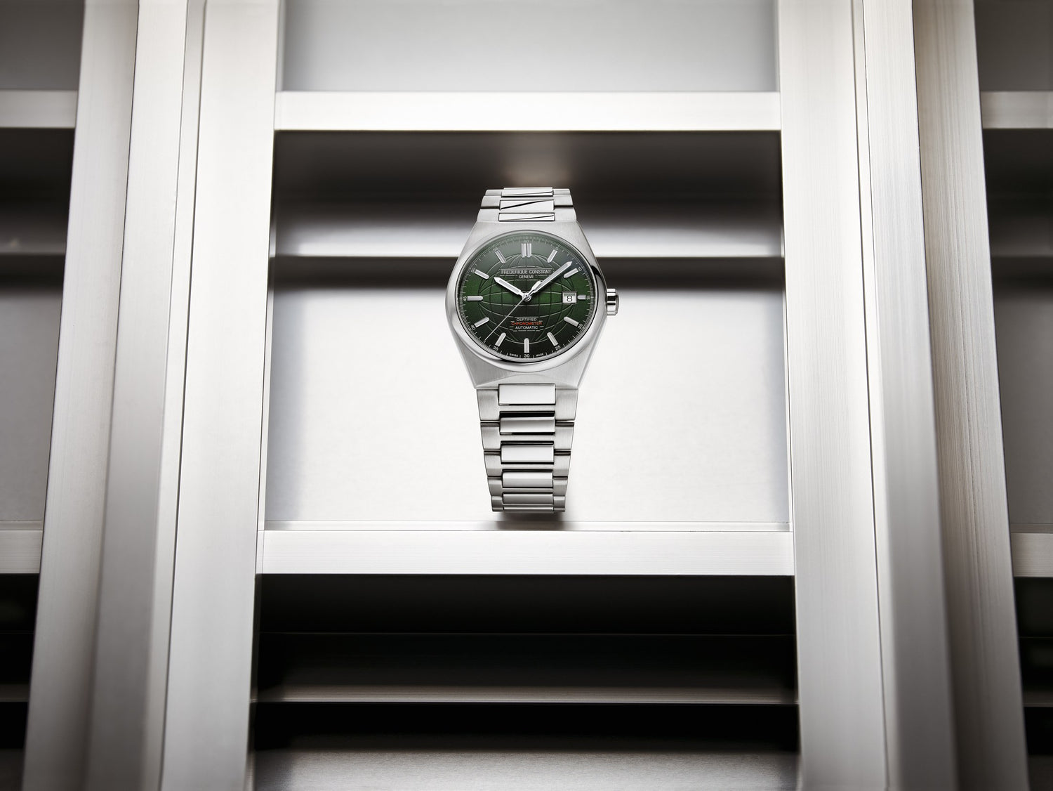 Frederique Constant FC-303G3NH6B, press image