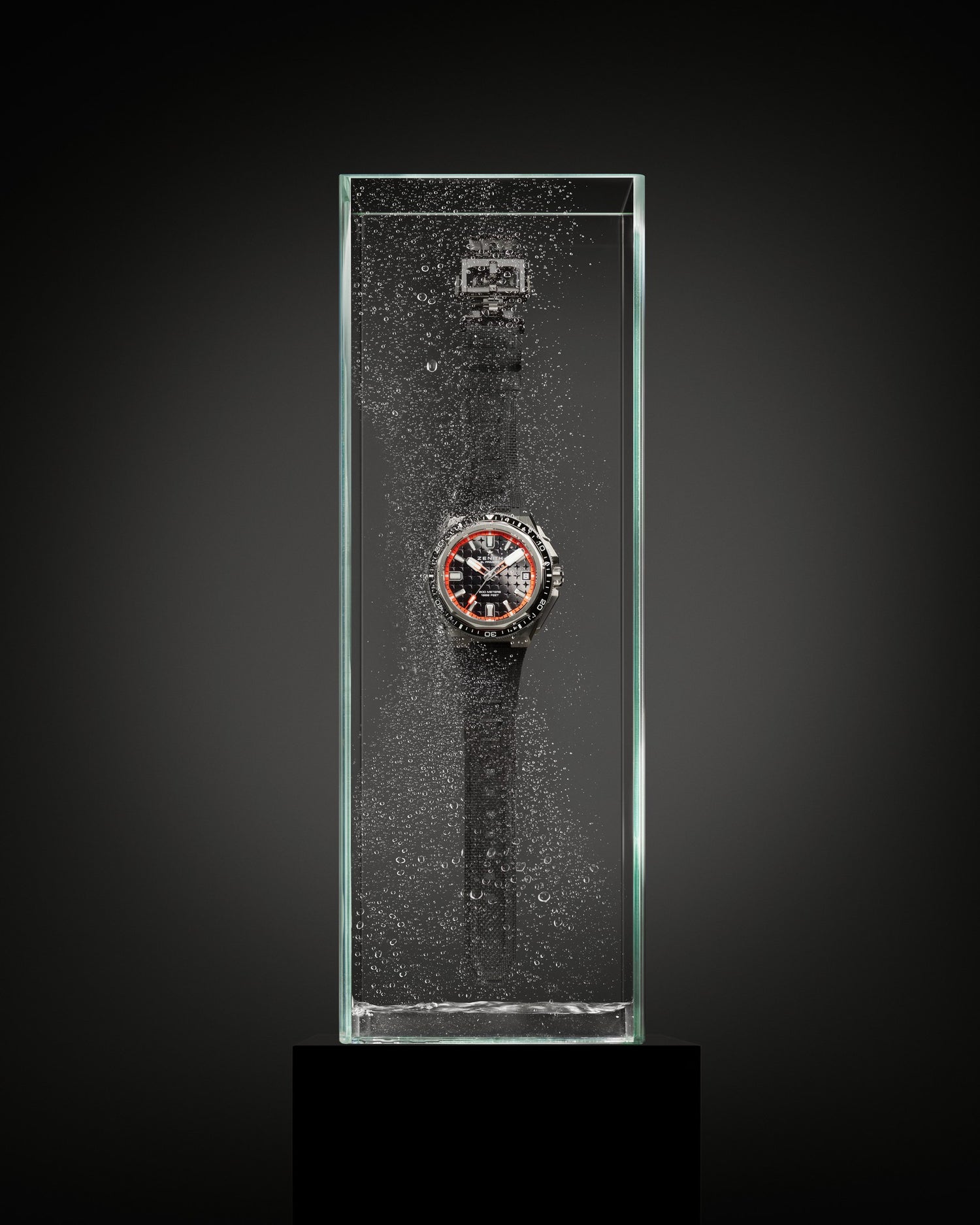 Zenith Defy Extreme Diver black, creative still