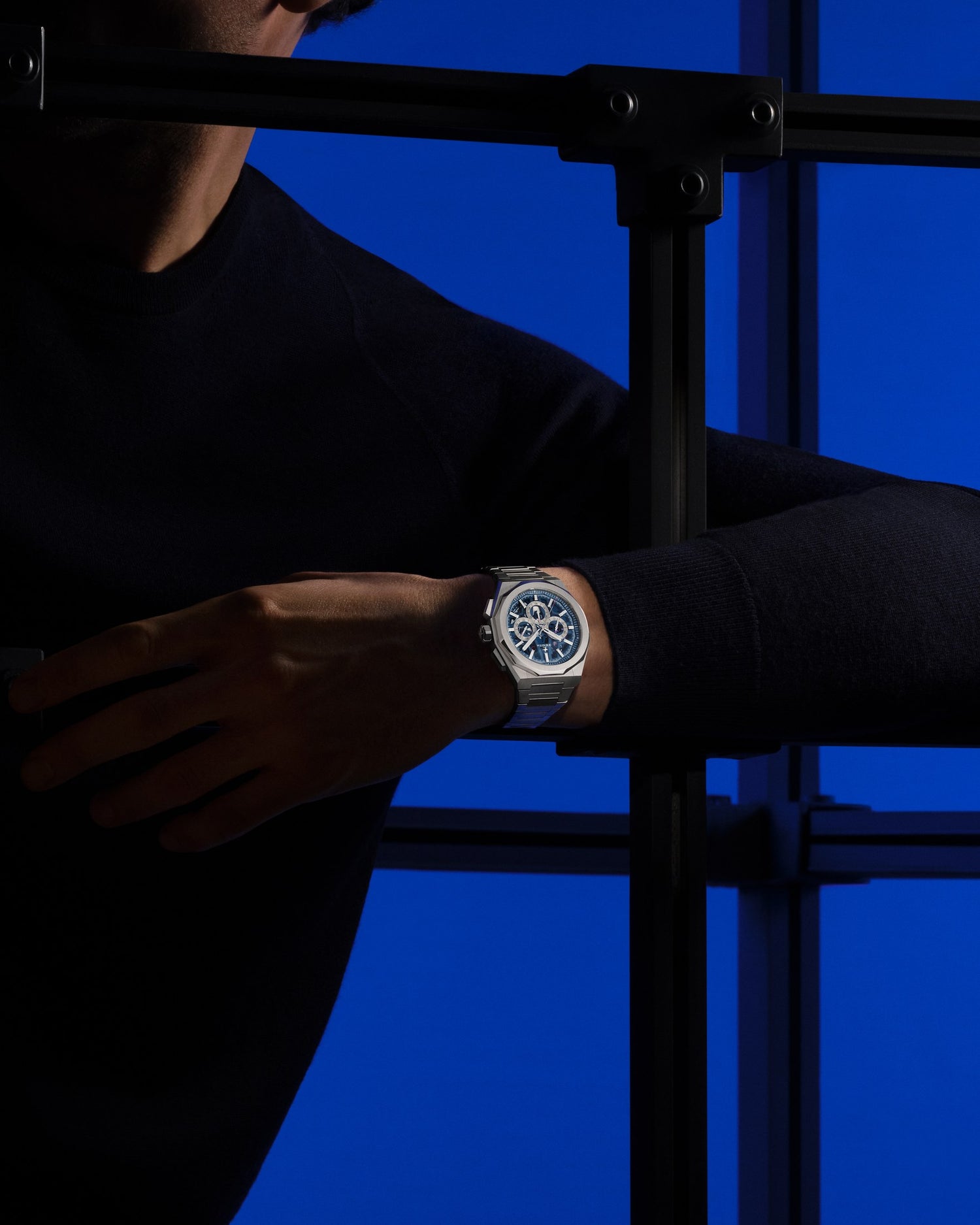Zenith Defy Skyline Chronograph Skeleton blue, worn