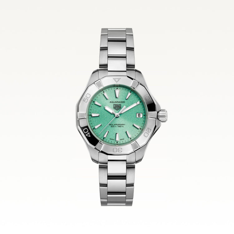 TAG Heuer Aquaracer Professional 200 Solargraph