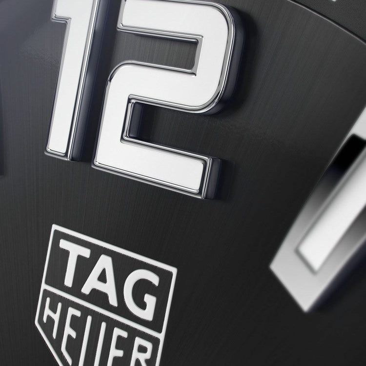 TAG Heuer Formula 1 Quartz Chronograph 43mm CAZ1011.BA0843 dial detail