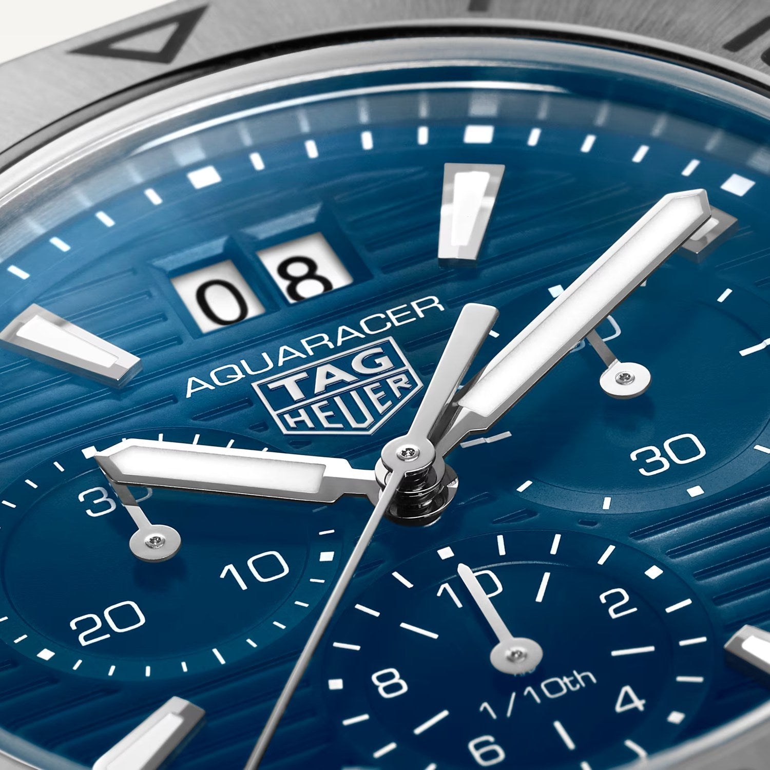 TAG Heuer Aquaracer Professional 200 Chronograph 40mm CBP1113.BA0627 dial detail