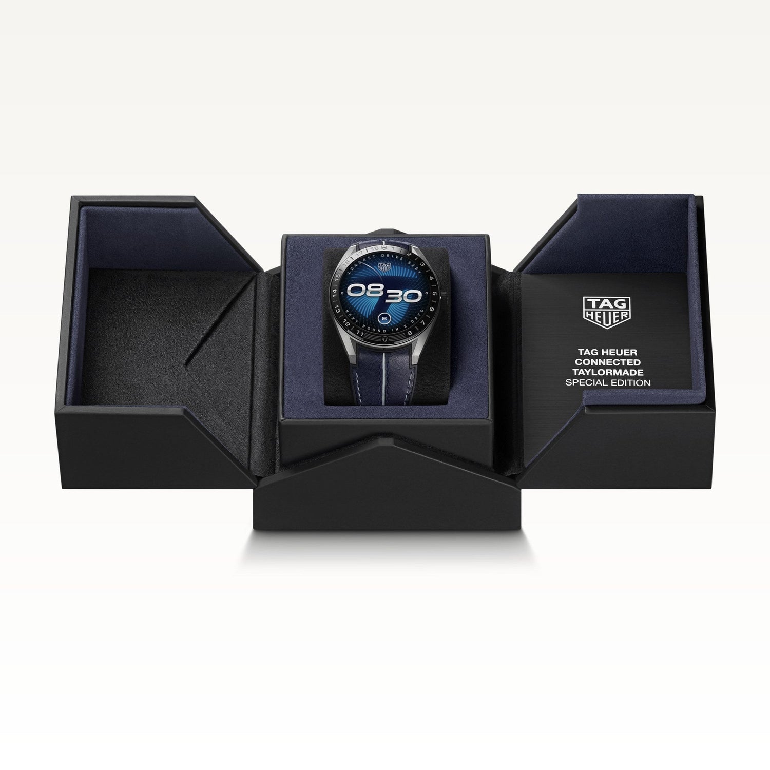 TAG Heuer Connected Calibre E5 x TaylorMade Edition 45mm SBT8A86.EB0421 presentation box
