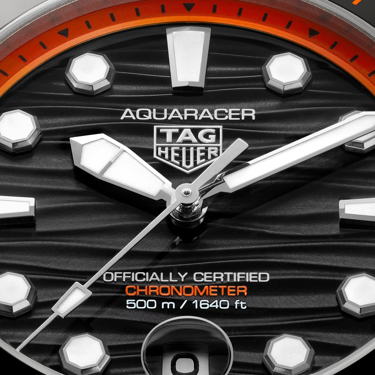 TAG Heuer Aquaracer Professional 500 Date 42mm WBP5183.BF0010 dial detail