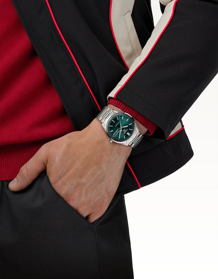 TAG Heuer Carrera Day-Date 41mm WDA2115.BA0043 on wrist